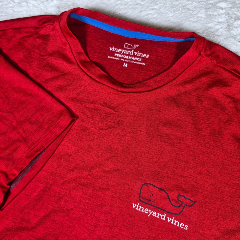 NEW Vineyard Vines Performance Mens M Red Stretch Whale Logo s/s Tee